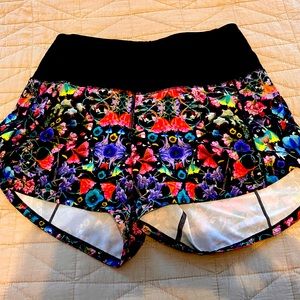 Lululemon 4” Speed up High rise shorts